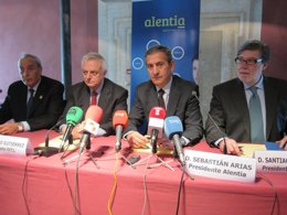 Representantes de las distintas organizaciones empresariales de CyL.