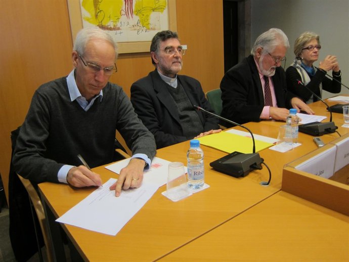 Intelectuales urgen en un manifiesto a recuperar los clásicos en escuelas