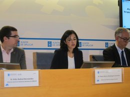 El director xeral de Asistencia Sanitaria y la gerente del Sergas