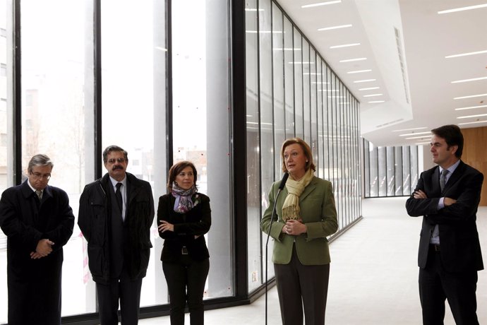 Rudi visita las nuevas instalaciones del Palacio de la Justicia de Huesca