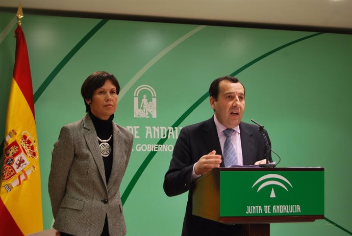 Ruiz Espejo y Rueda, en rueda de prensa.