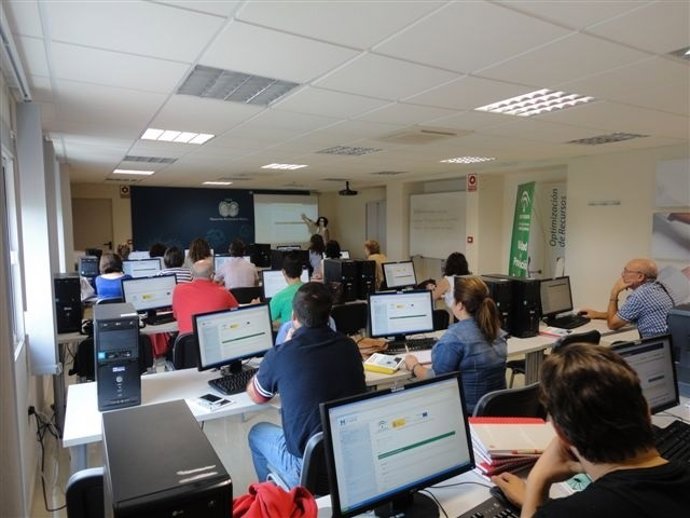 Curso impartido por la Diputación. 