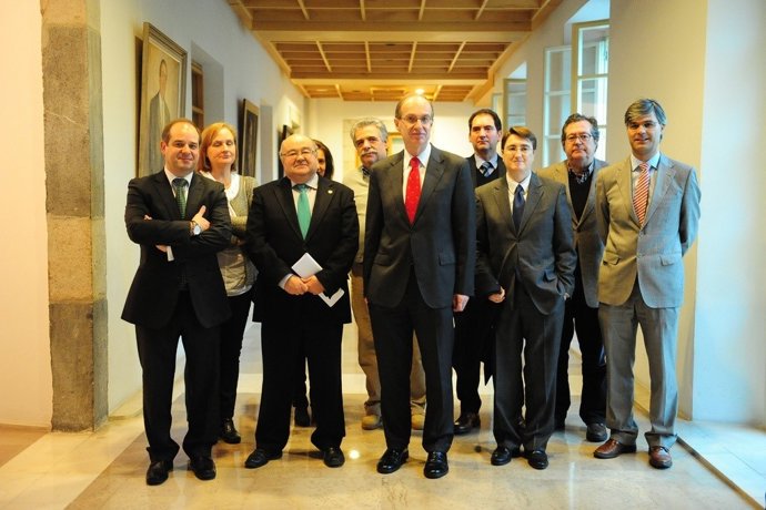 Firmantes del convenio 