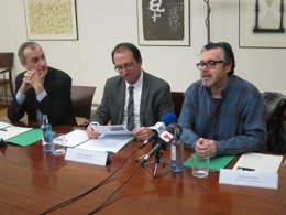 El director del CGAC, Anxo Lorenzo y José Luis Losa