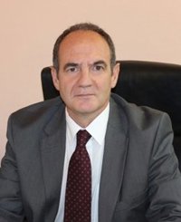 El Govern descarta motivos económicos en la renuncia "de mutuo acuerdo" de Izpisúa