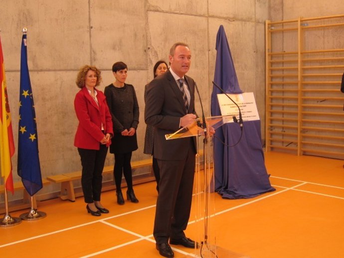 Fabra inaugura el colegio 'Les Terretes' de Torrent