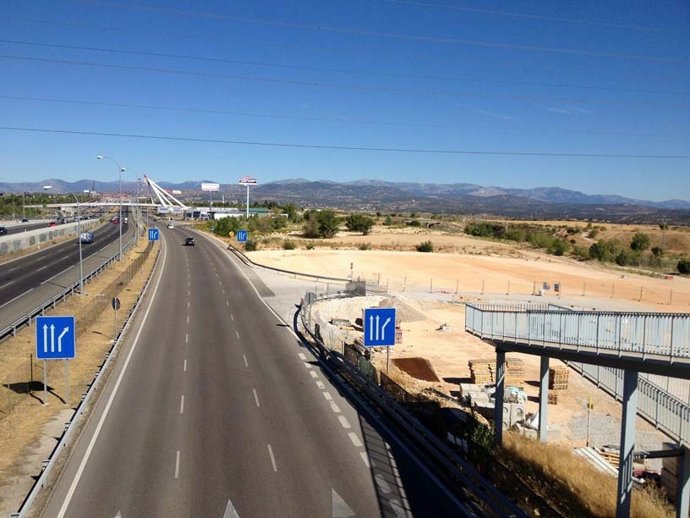 25. Iu Contra Cnetro Cmercial Rozas.... La Foto Es De Iu