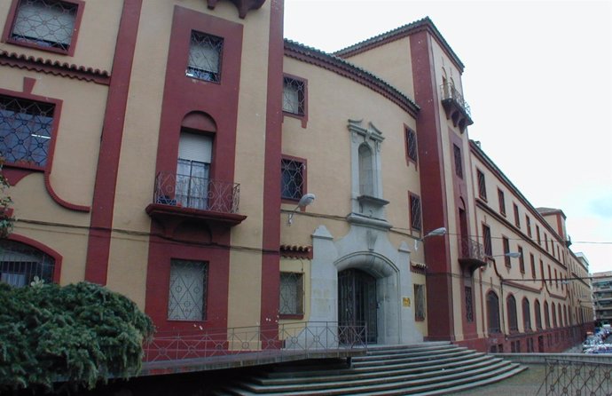 Residencia Universitaria Santo Tomás De Villanueva