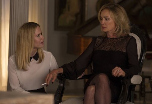 AMERICAN HORROR STORY: COVEN