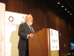  El Ministro De Agricultura, Alimentación Y Medio Ambiente, Miguel Arias Cañete