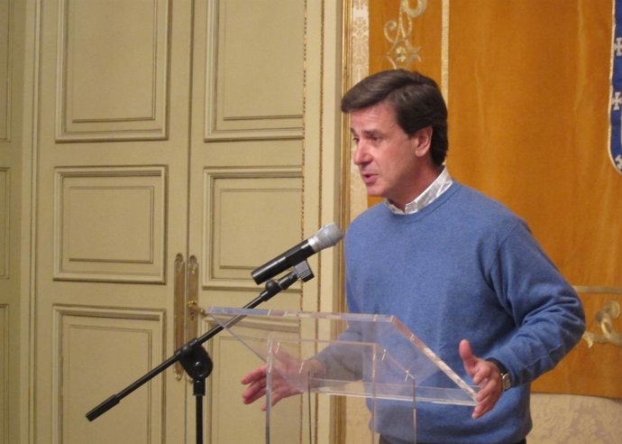 El conde de Salvatierra, Cayetano Martínez de Irujo