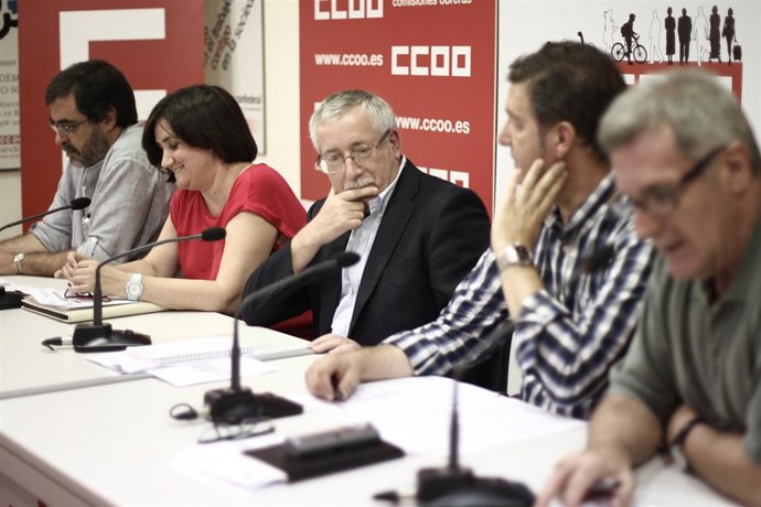 Toxo presenta una campaña de CCOO en defensa de los servicios públicos