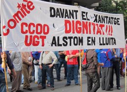Concentración de trabajadores de Alstom ante Trabajo