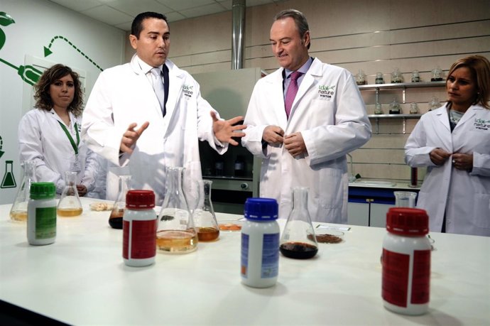 Fabra durante su visita a las nuevas instalaciones de IDAI Nature.