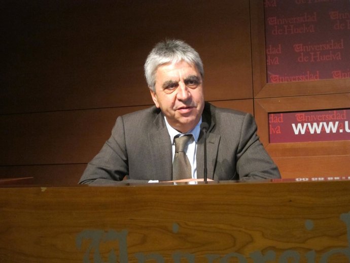 El presidente de la Sociedad Española de Epidemiología Fernando García Benavides