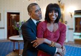 Foto: EEUU.- "Gracias por todo lo que haces", dice Obama a su esposa  en su 50º cumpleaños