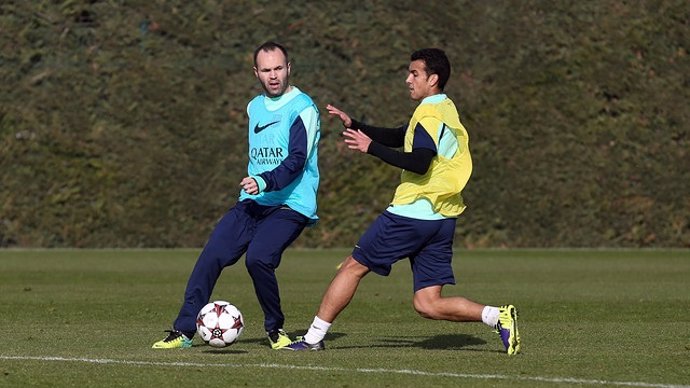 Andrés Iniesta y Pedro Rodríguez, entrenamiento del Barcelona