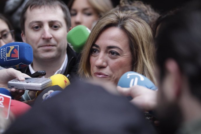 Carme Chacón se dirige a los medios en el Comité Federal del PSOE