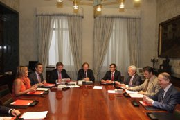 García-Escudero Y Los Miembros De La Ponencia De Reforma Del Senado