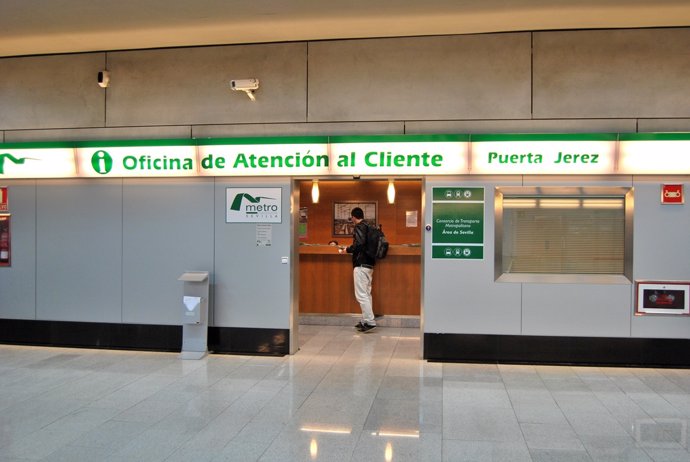 Oficina de atención al cliente en el metro de Sevilla