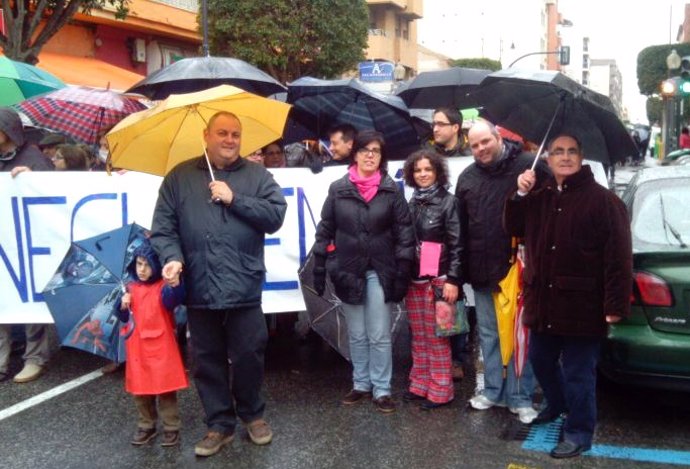 UPyD asiste a la manifestación en contra de la contaminación atmosférica