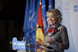 Esperanza Aguirre recibe gaviota de oro