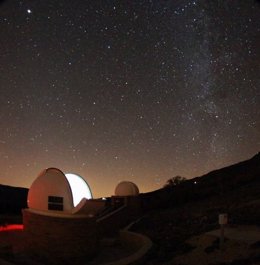 Parque Astronómico Del Montsec. Estrellas, Cielo Nocturno, Noche, Firmamento.