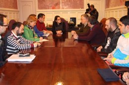 Reunión del comité con la alcaldesa de Torrelavega y los portavoces municipales