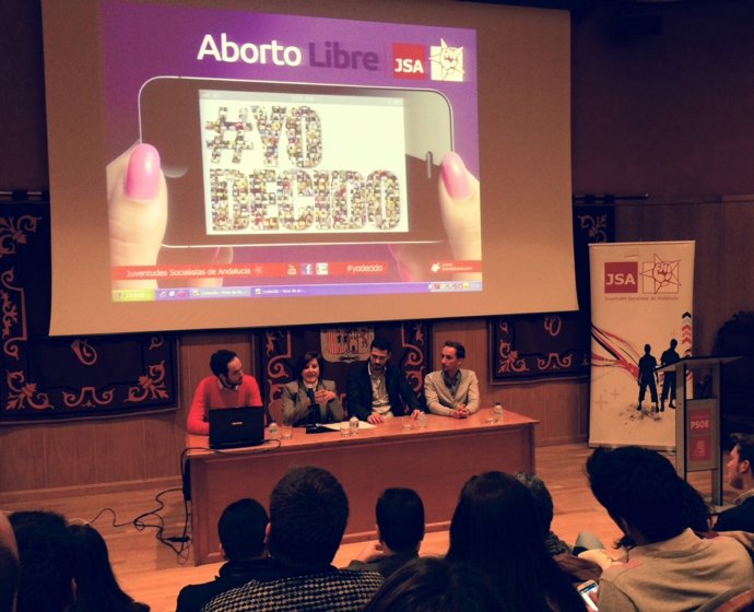 La consejera de Salud e Igualdad participa en un acto de JSA 