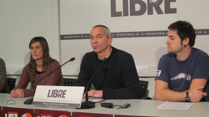 Permach y miembros de la plataforma Libre