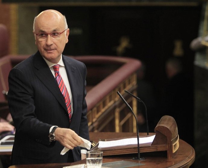 El Nacionalista Josep Antoni Duran I Lleida, En La Tribuna Del Hemiciclo