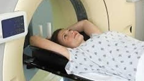 Paciente sometida a radioterapia