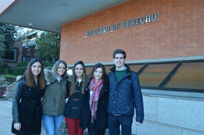 Equipo CEU San Pablo del concurso de Derecho de la UE