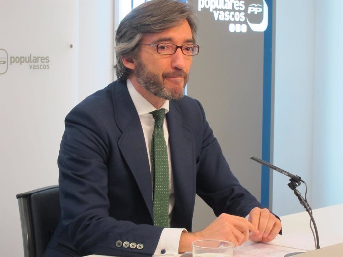 El secretario general del pp vasco, iñako oyarzabal 