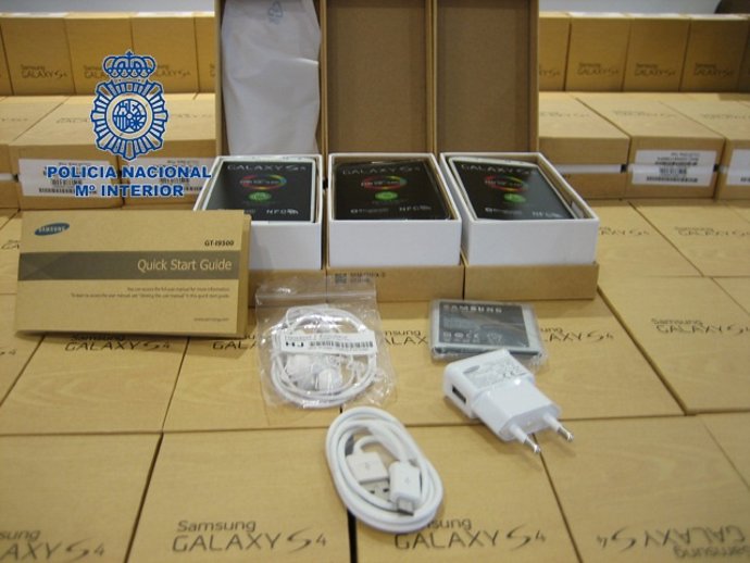 Teléfonos móviles intervenidos