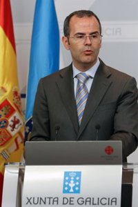 Vázquez espera que el Ministerio de Educación se ponga en contacto con las CCAA para explicar la propuesta sobre becas