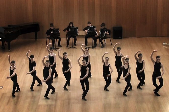 Actuación de los alumnos del conservatorio Pablo Sarasate y la Escuela de Danza