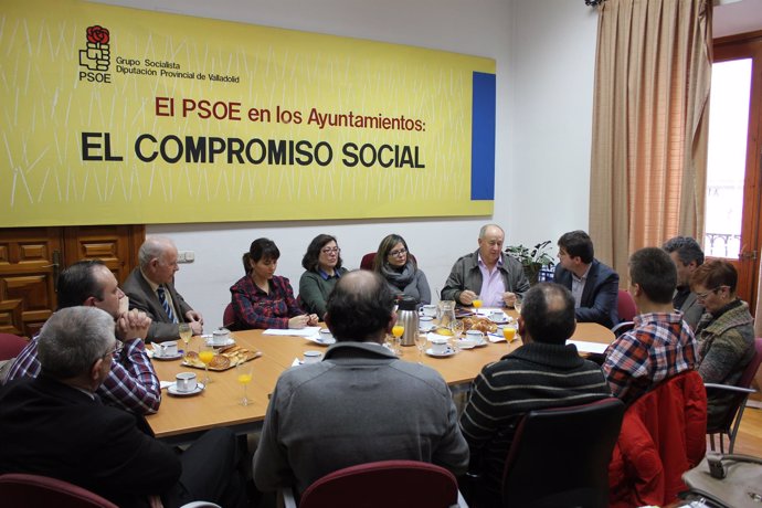 Reunión del Grupo Provincial Socialista con responsables de Tierra de Pinares