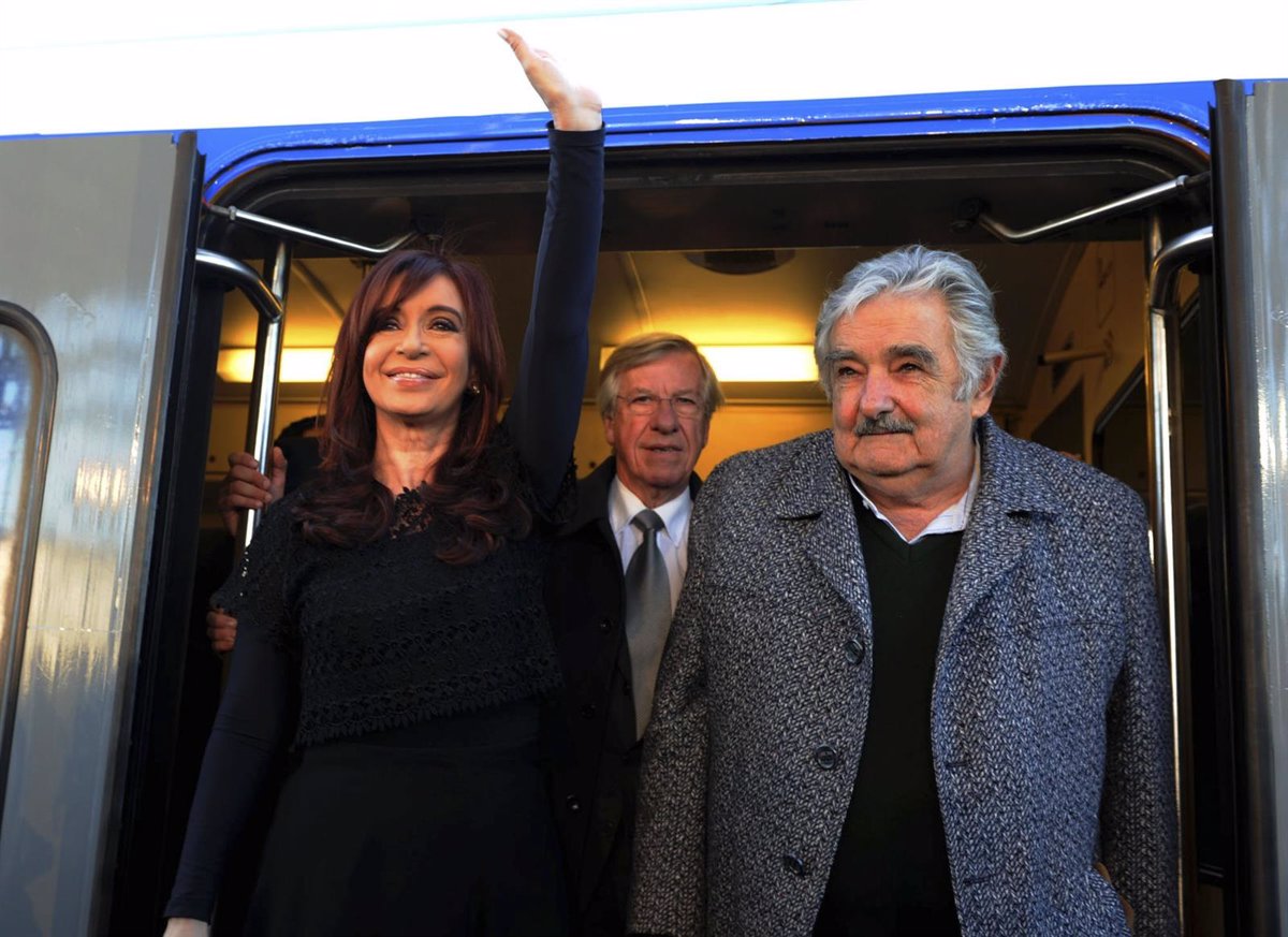 Uruguay/Argentina.- Mujica Y Fernández Se Reunirán En Febrero, Durante ...