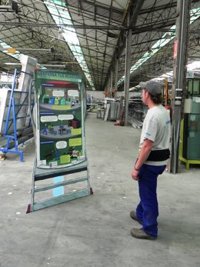 El paro juvenil baja en 2013 por primera vez durante la crisis y el de larga duración sube casi un 6%