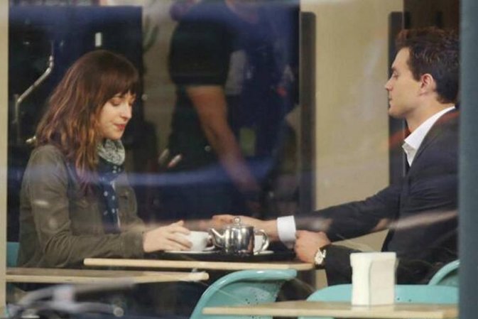 E.L. James desmiente los problemas con la directora de '50 sombras de Grey'