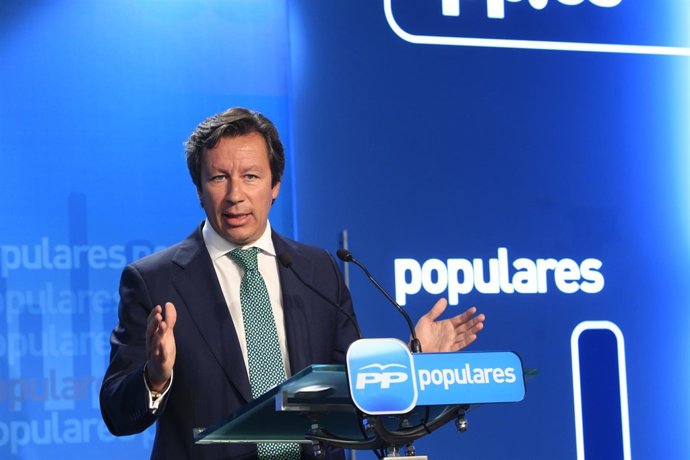 Carlos Floriano