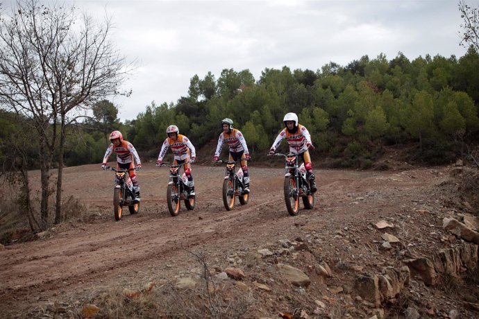 Bou, Fujinami, Márquez y Pedrosa disfrutan del trial