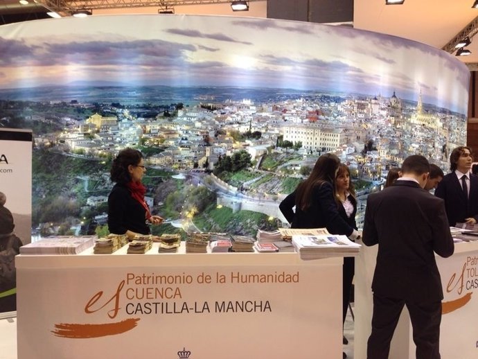 Stand Fitur Cuenca