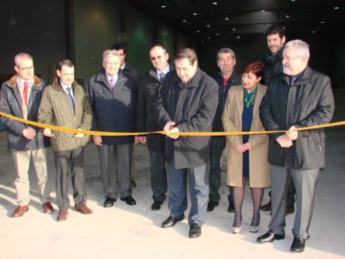 El conseller J.M.Pelegrí en la inauguración de las instalaciones de Certiplant