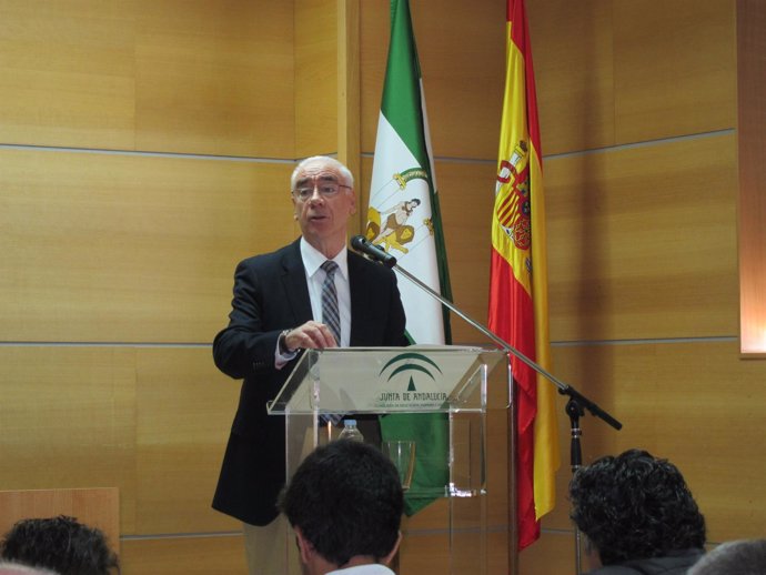 Luciano Alonso en la sede del Instituto Andaluz del Deporte