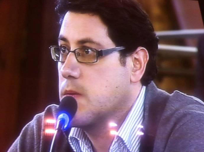 El técnico y exjefe de Sección Presupuestaria y Auditoría, Manuel Fornás