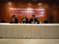 Lambán critica el "efecto demoledor" para el territorio de las políticas de Rudi