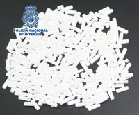 Detenida en Melilla una mujer procedente de Málaga con 700 pastillas psicotrópicas bajo el sujetador