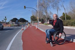 El edil de Movilidad y Accesibilidad, Raúl López, visita nuevos carriles bici